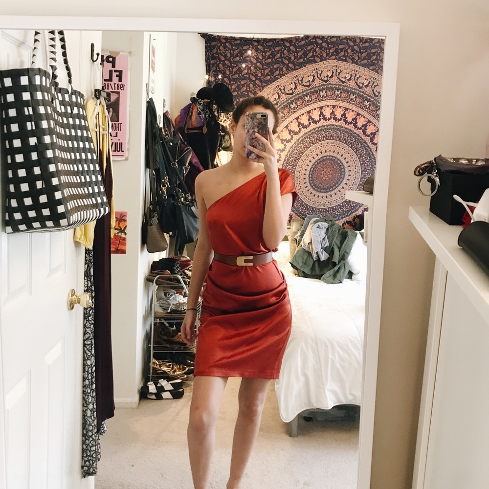 ✨DVF one shoulder silky dress✨